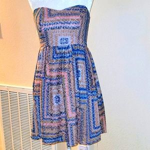 Flirty Fire Los Angeles Boho Crochet Sweetheart Strapless Dress EUC Size Medium